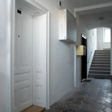 Wagram Am Hauptbahnhof Apartment