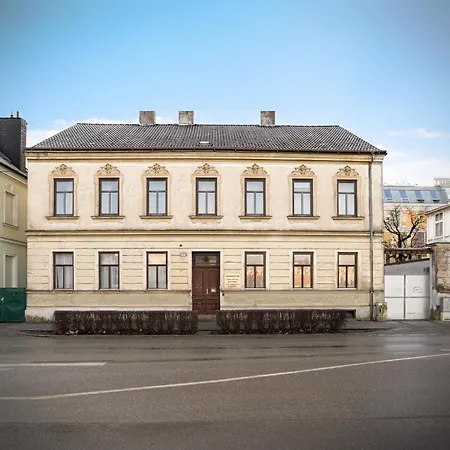 Wagram Am Hauptbahnhof Apartment