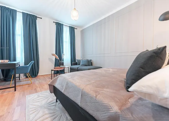 Wagram Am Hauptbahnhof * Sankt Poelten